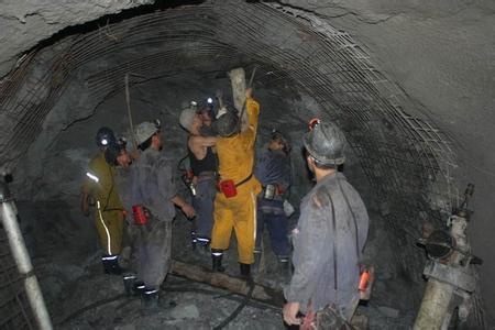 镶黄工程爆破中的危险因素分析以及应对工程爆破危险的措施